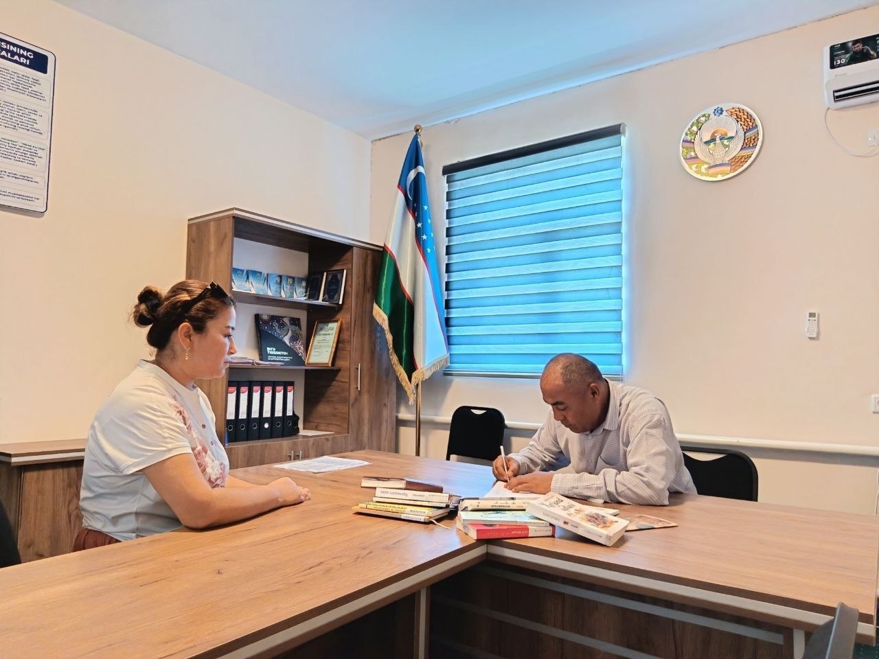 " Nostatsionar axborot -kutubxona " xizmati  ko‘rsatildi.     
