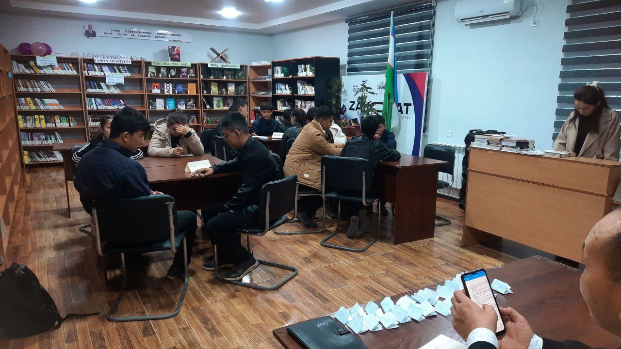 Zakovatda o'quvchilarga birinchi va ikkinchi renessans daholari haqida  savollar berildi.