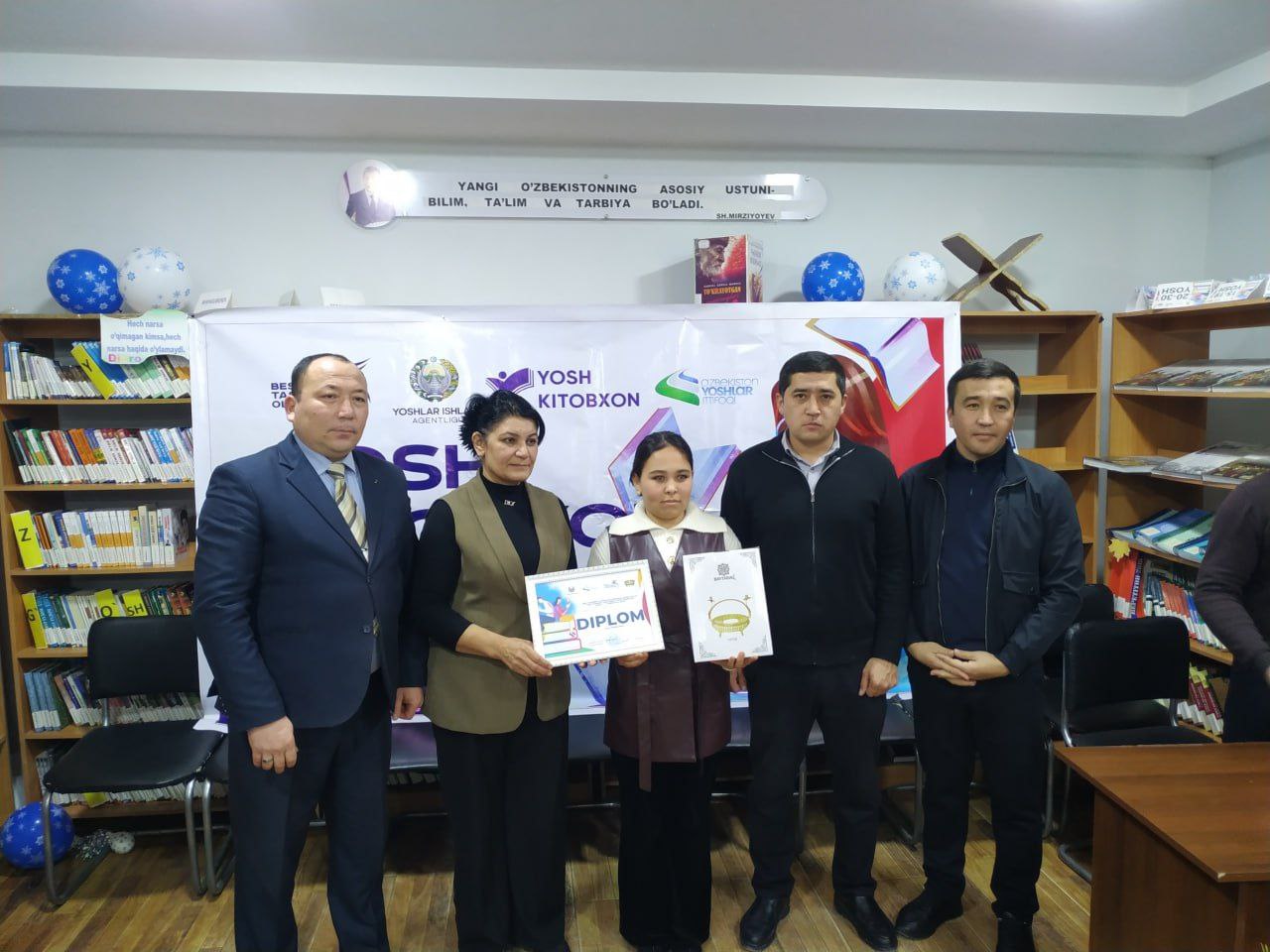 "Besh  tashabbus  alimpiadasi" doirasida  "Yosh  kitobxon"  tuman bosqichi bo'lib  o'tdi .Tanlov 10-14  , 15-19 , 20-30 yoshdagi  yoshlar  o'rtasida  bo'lib  o'tdi.
