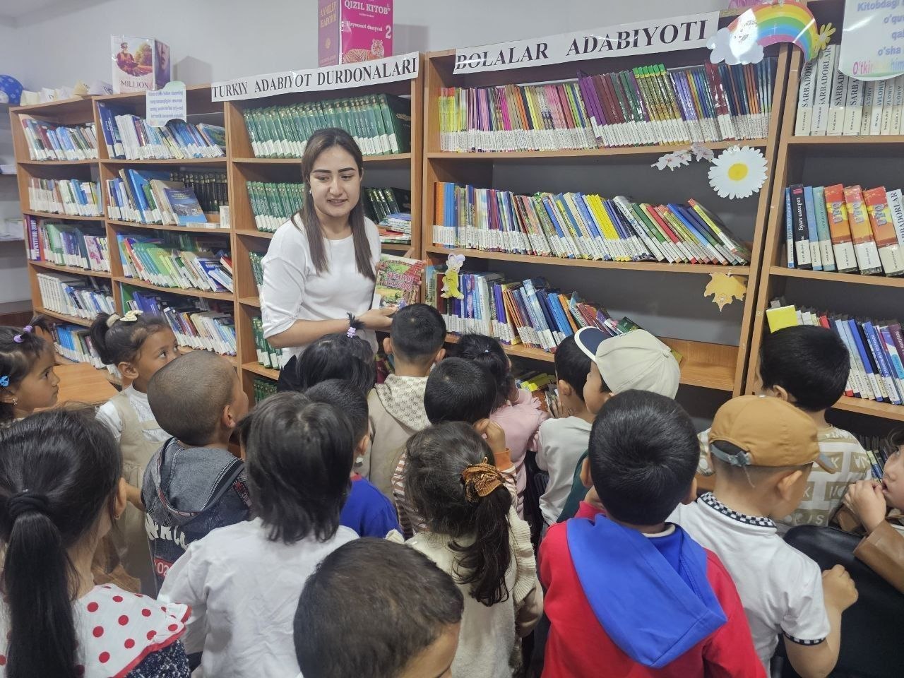 "Sirli kutubxona"shiori ostida sayohat tashkil etildi.