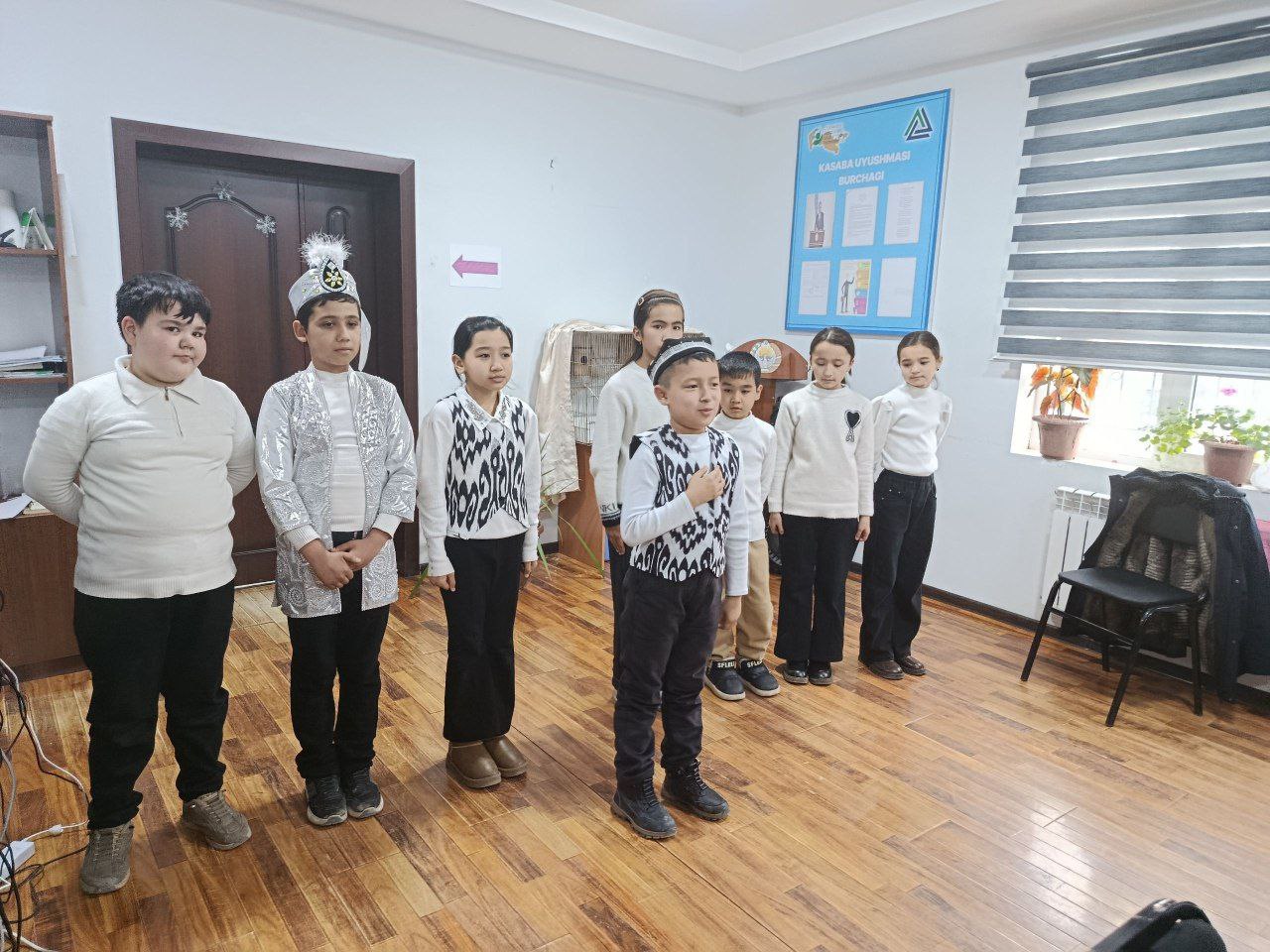 ”She’riyat va saltanat sohibi-Zahiriddin Muhammad Bobur” nomli she’riyat va g’azalxonlik haqida musiqiy va ma’naviy tadbir bo’lib o’tdi.