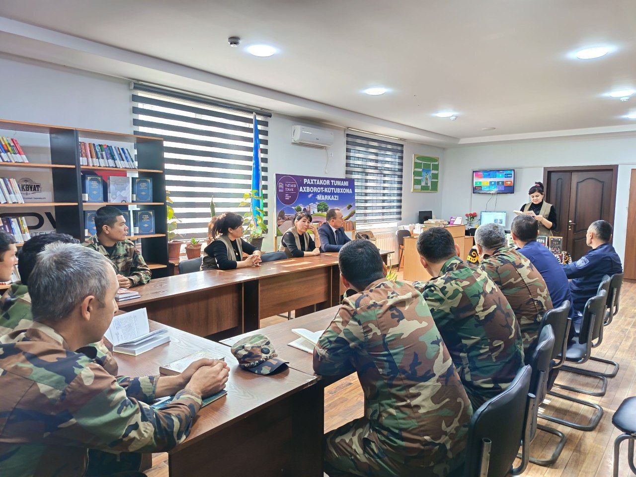 ”Favqulotda  vaziyatlar ” bo'limi bilan hamkorligida yangi kelgan kitob ”Jorj Armstrong” ning  ”Qora pul imperiyasi” nomli kitobi taqdimoti bo'lib o'tdi.