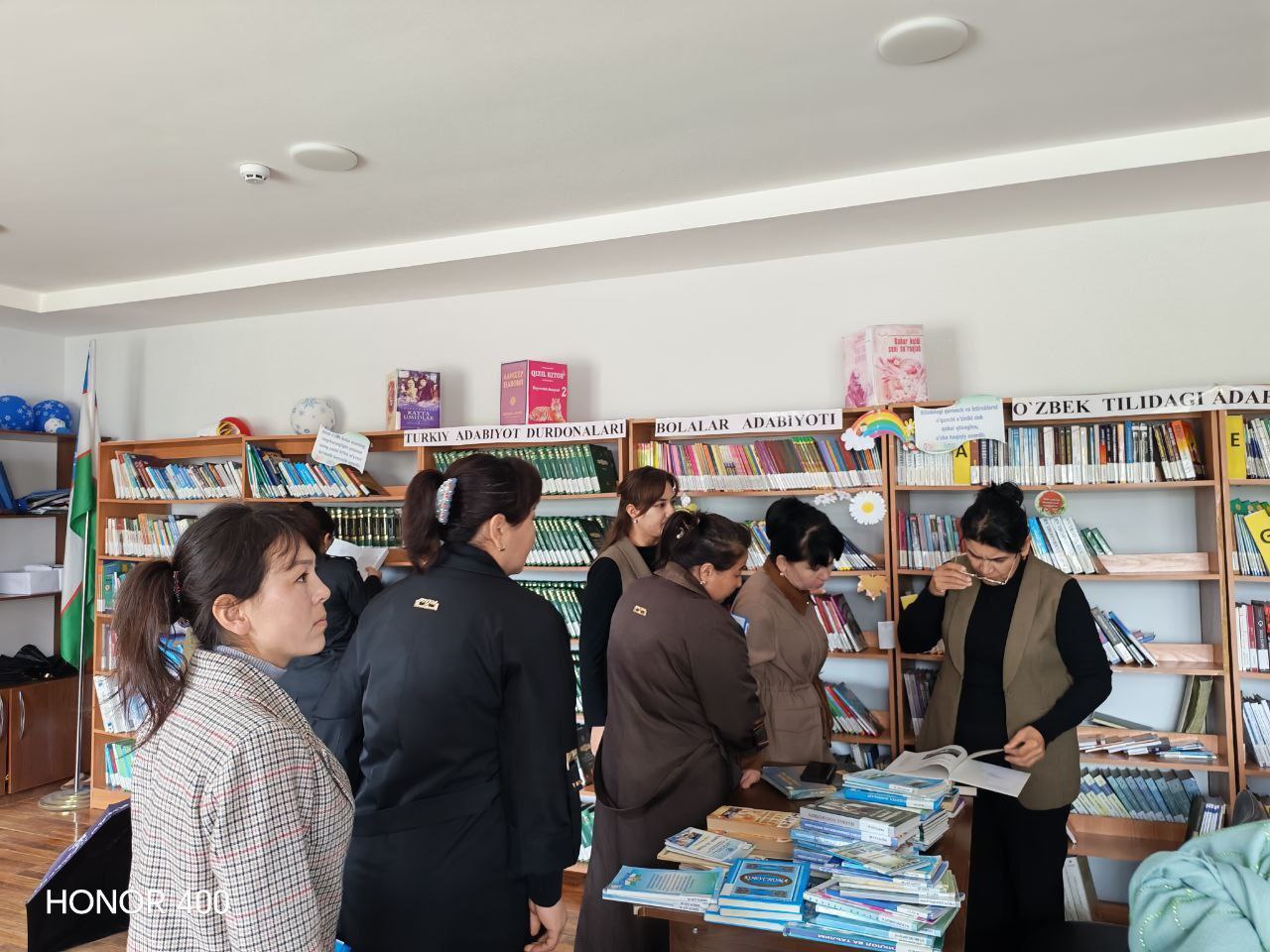 "Sirli kutubxona"shiori ostida sayohat tashkil etildi.