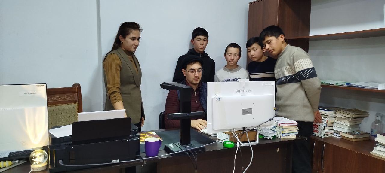 "Sirli kutubxona"shiori ostida sayohat tashkil etildi.