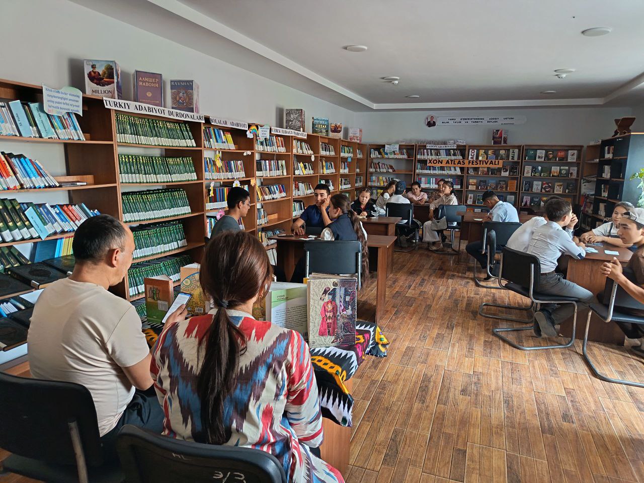 “Xon atlas” festivali  doirasida  zakovat intellektual o’yin tashkil etildi.