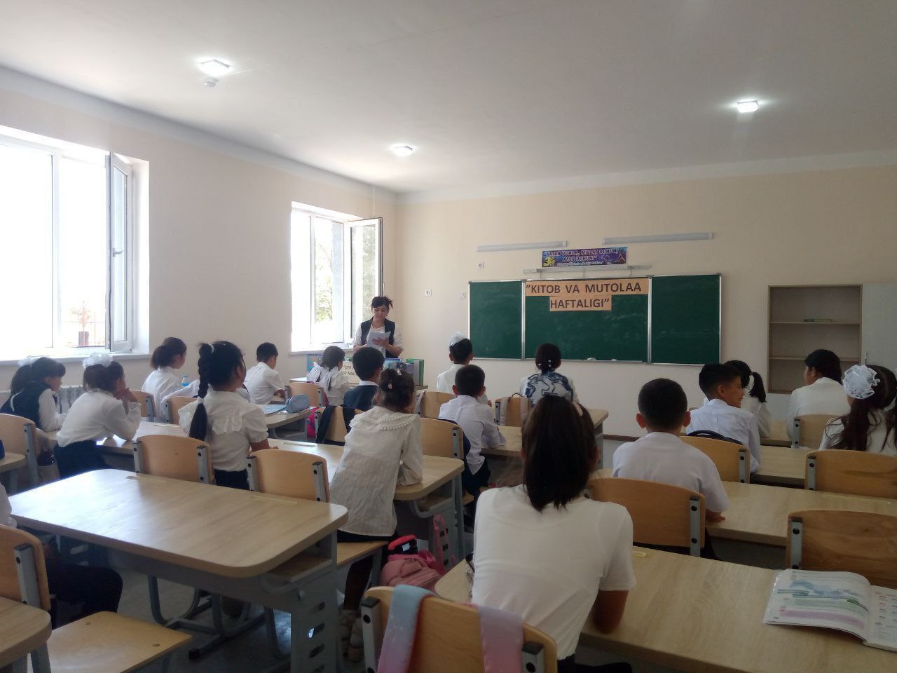 Paxtakor tuman MMTB tasarrufidagi 2- maktab bilan   hamkorlikda ”Bir kun bir hikoya ” nomli davra suhbati  o’tkazildi.