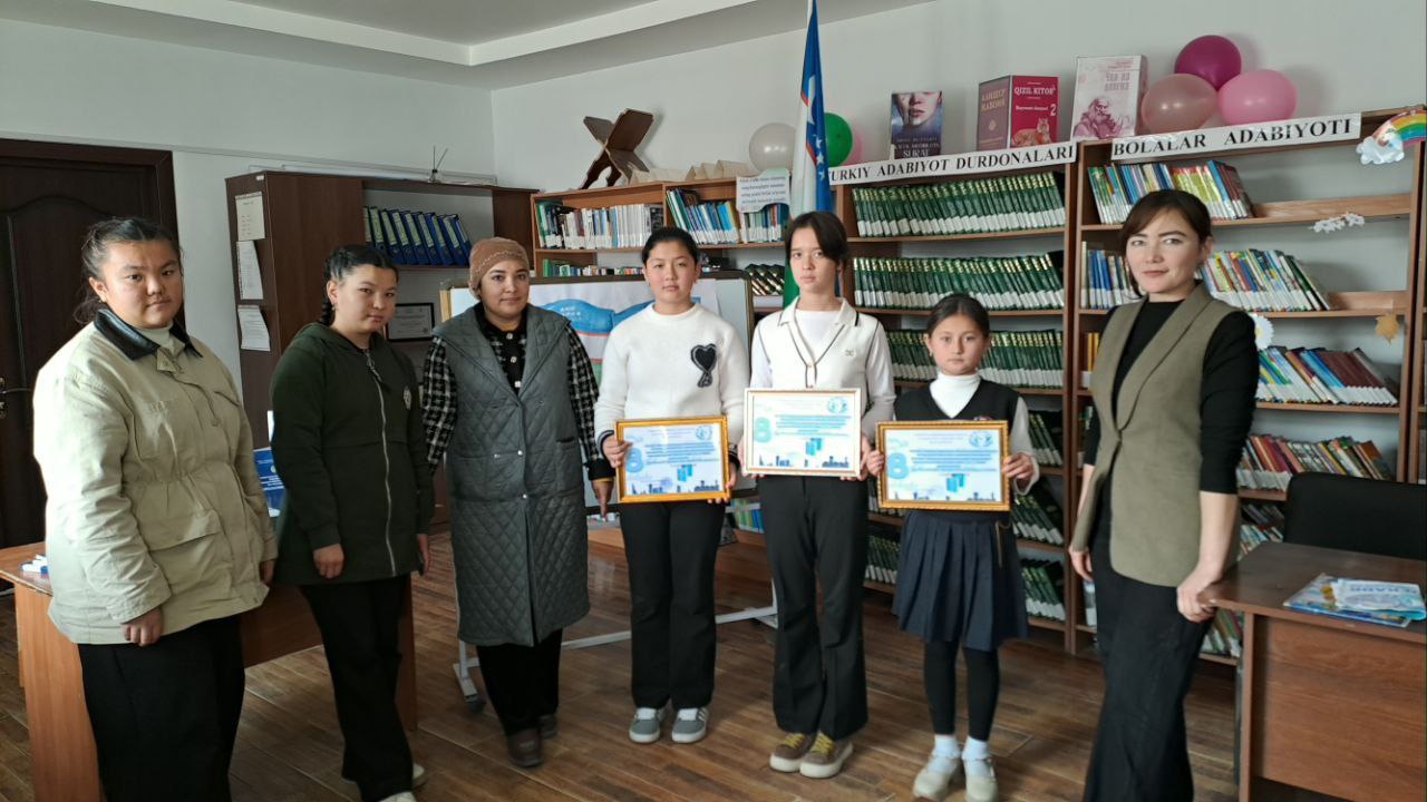 "Konstitutsiya- baxtimiz poydevori" mavzusida  rasmlar tanlovi bo'lib o'tdi.